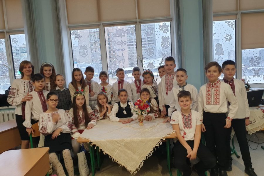 “Народні традиції. Вечорниці”