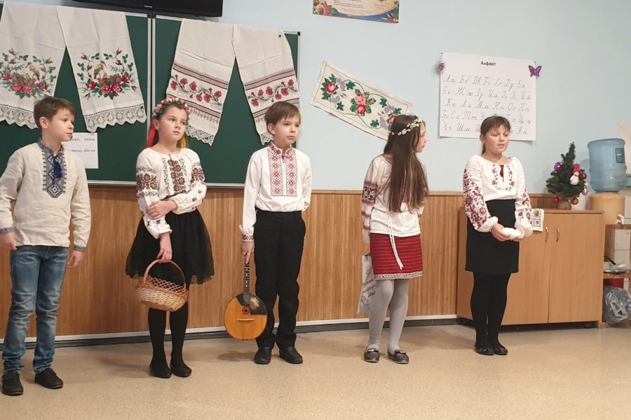 “Народні традиції. Вечорниці”