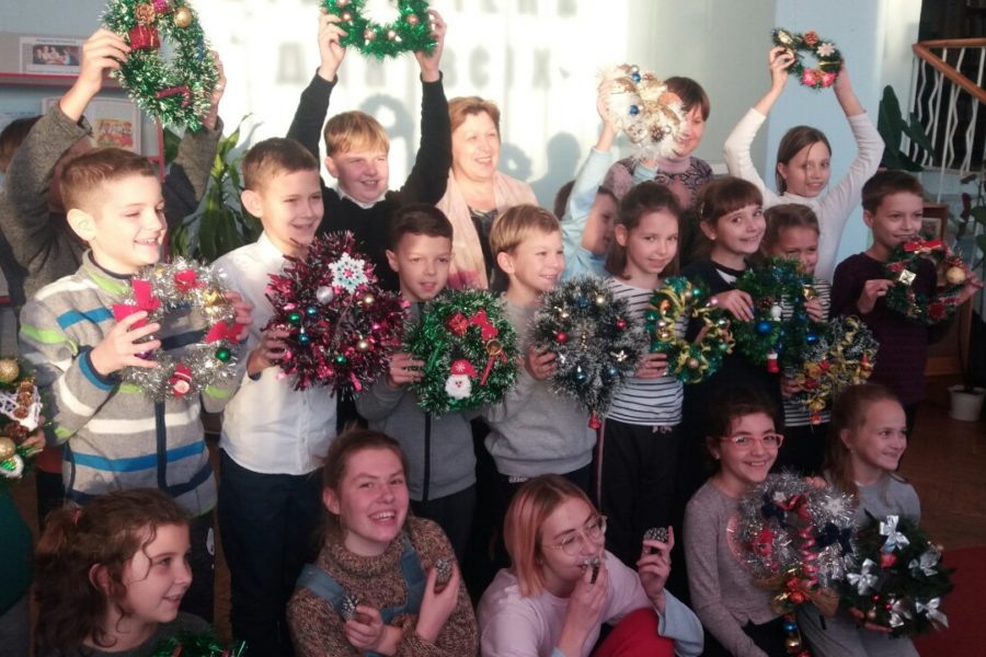 Майстер – клас із виготовлення різдвяних віночків