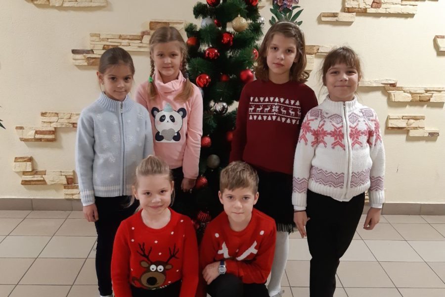 День різдвяного светрика